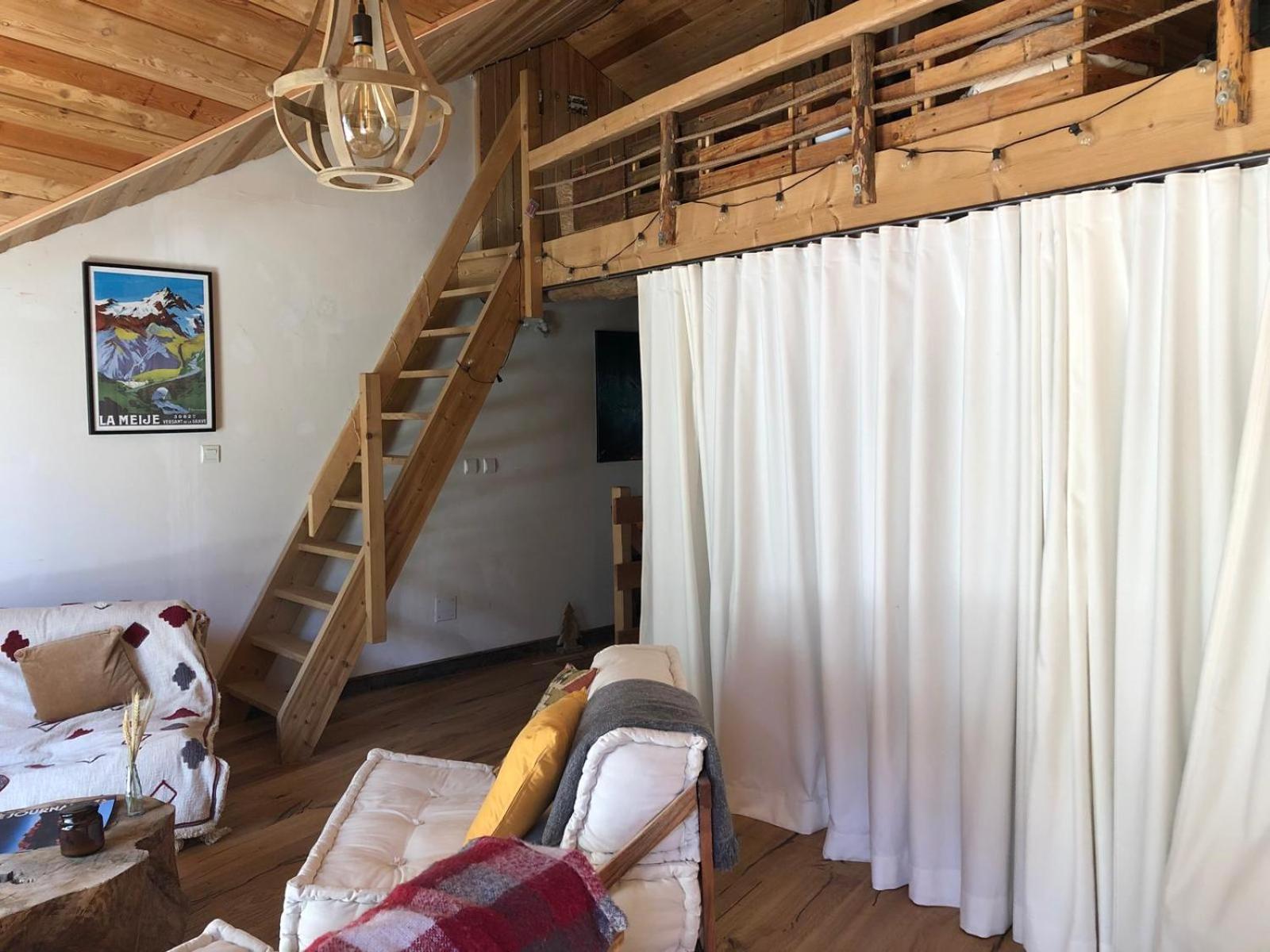 Mon Roc - Maison De Montagne Atypique Avec Vue Ла-Грав Экстерьер фото