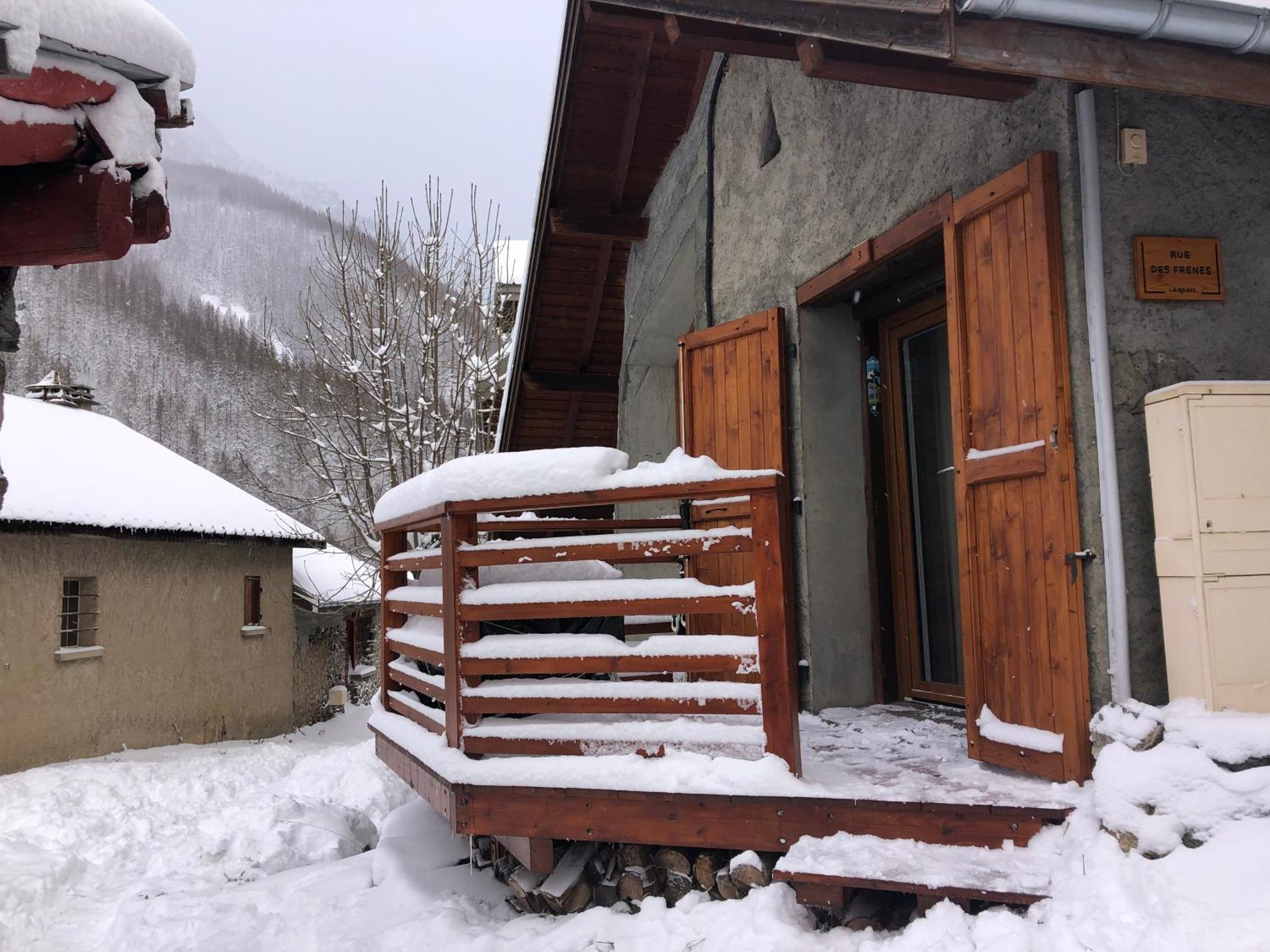 Mon Roc - Maison De Montagne Atypique Avec Vue Ла-Грав Экстерьер фото